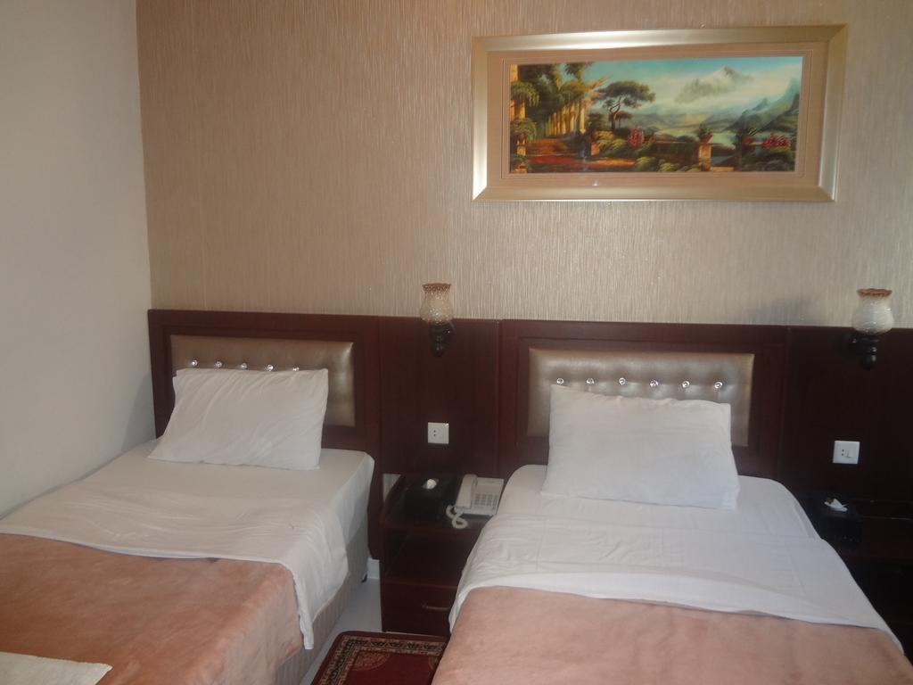 דובאי Al Sabkha Hotel מראה חיצוני תמונה