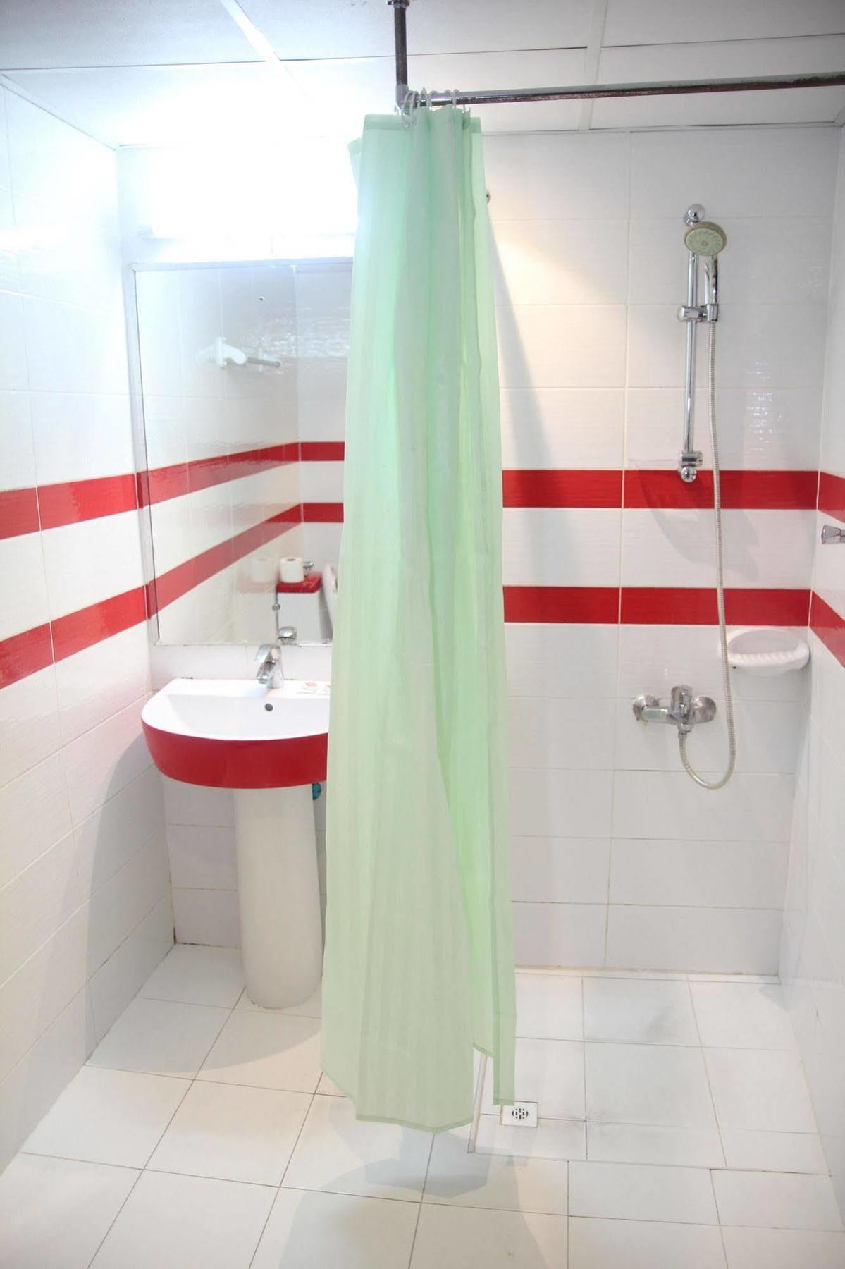 דובאי Al Sabkha Hotel מראה חיצוני תמונה